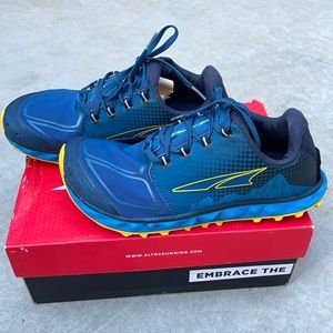 LN Altra Superior 4.5 Trail Running shoe